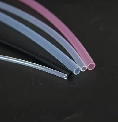 良い価格 電気ケーブル管理およびワイヤーハーネス保護用途向けの保護PETケーブルスリーブ編組ワイヤースリーブ オンライン