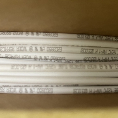 良い価格 2.5mm適用範囲が広い防火効力のある管にスリーブを付けている2/1白熱状態の収縮 オンライン
